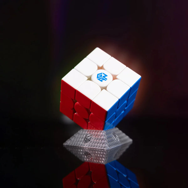 GAN 16 MagLev Max UV Coated